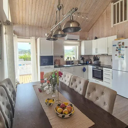 Gorgeous In Holiday home Nordtveitgrend